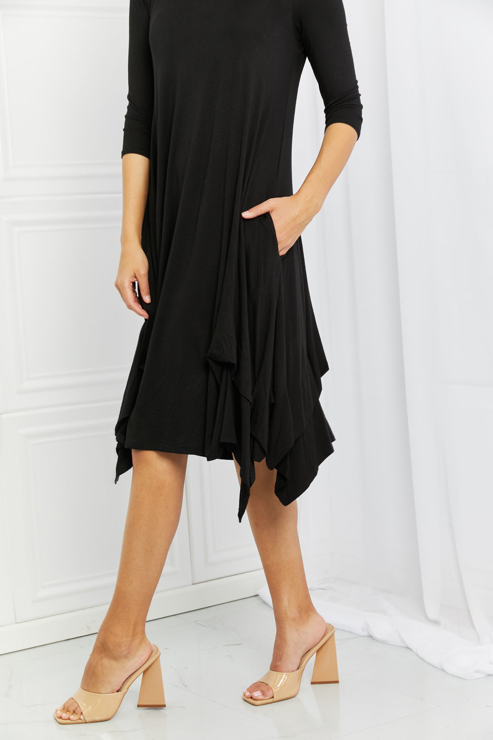 Pick-up Hem Asymmetric Midi Dress