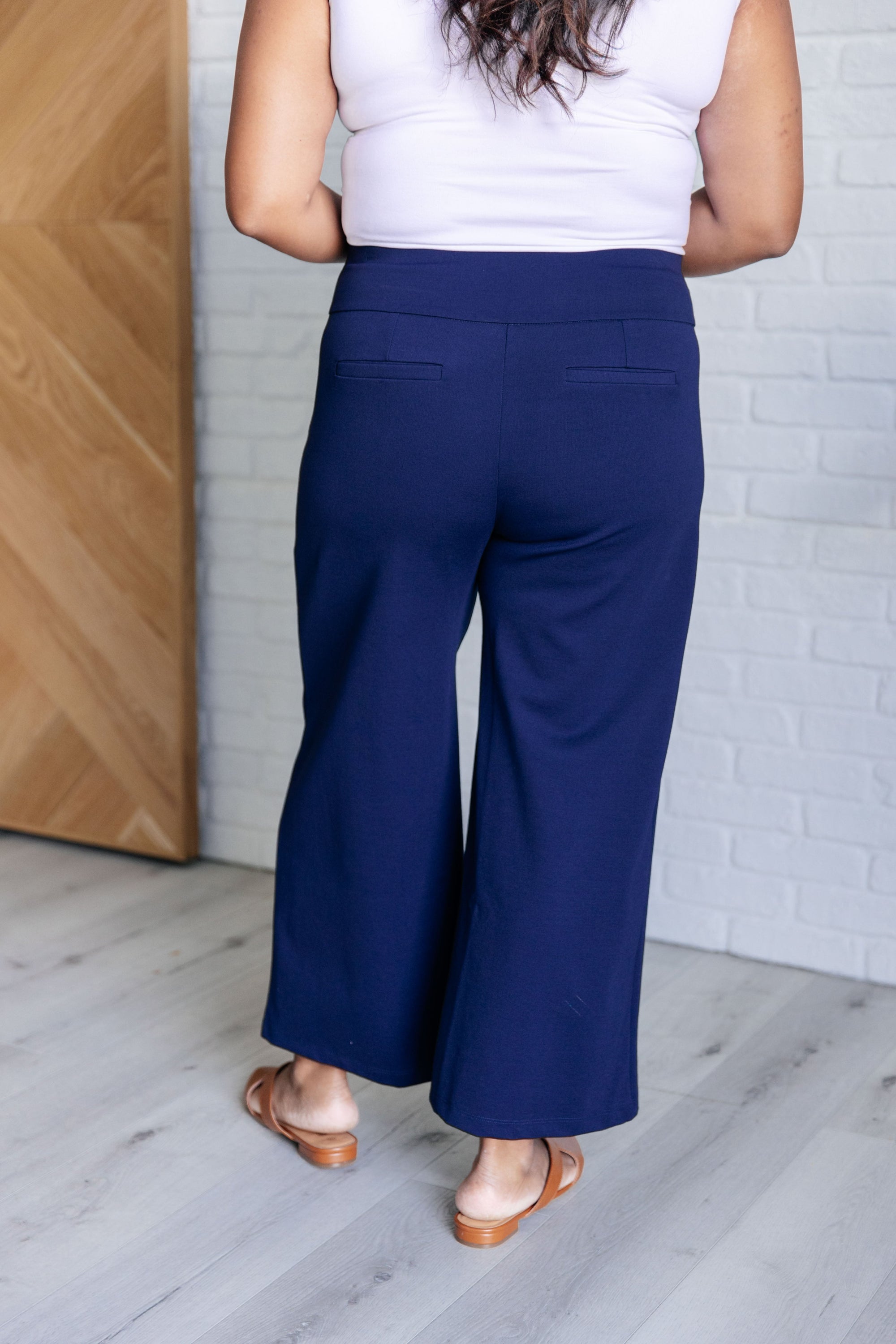 Magic Wide Leg Crop Pants in Navy