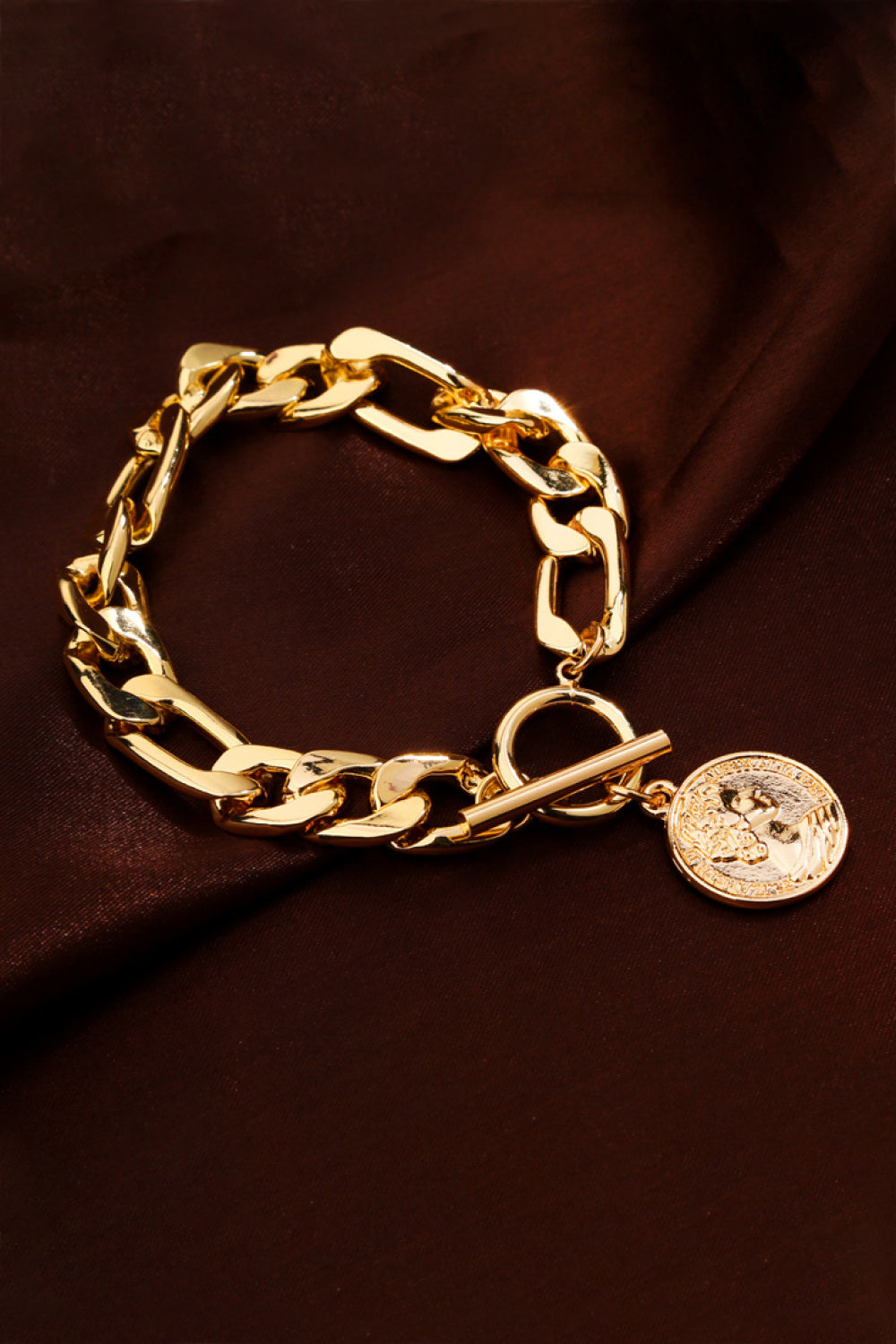 Chunky Chain Toggle Clasp Bracelet